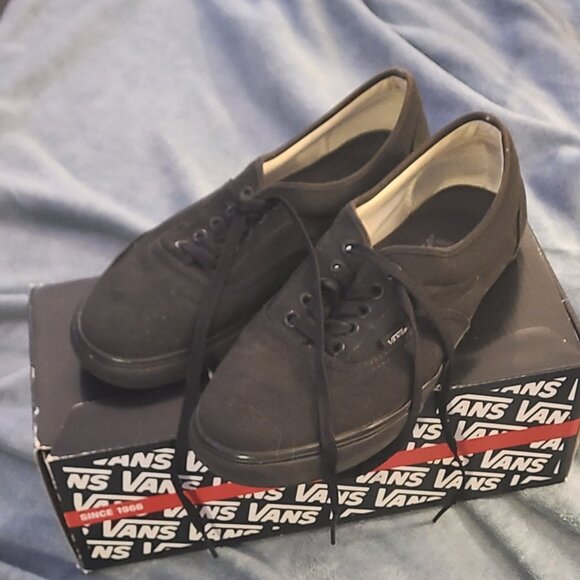 VANS "OFF THE WALL" black shoes  Size 8.5 M - Picture 1 of 7